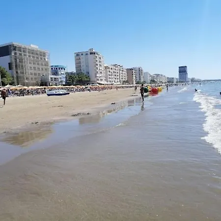 Rezidenca Hasanaj 36 *